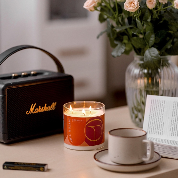 Фото Ароматическая свеча Горькая Девочка Bitter Girl